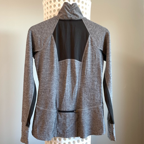 Champion Running Sweater. Gray. XS - Picture 4 of 7
